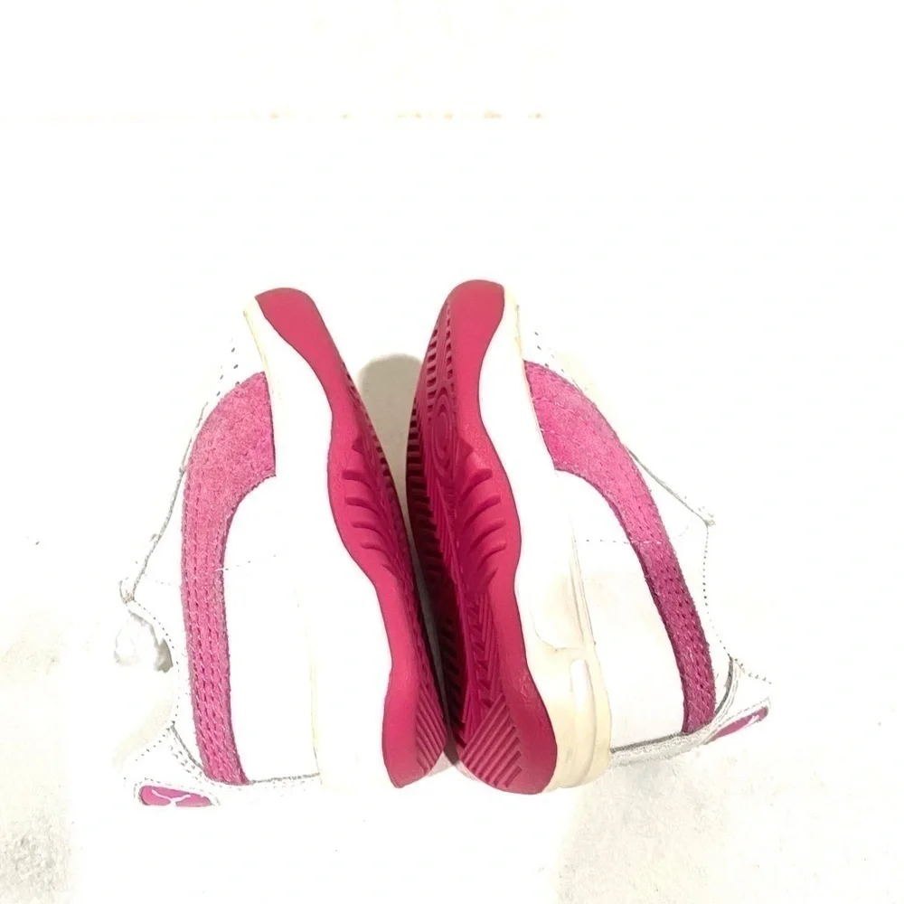 PUMA Gv special pink and white low top sneakers size 2